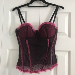 🦚Black and pink bustier